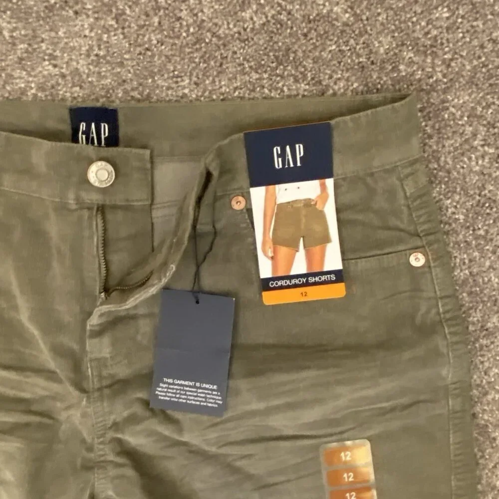 GAP Women's Corduroy Shorts 4